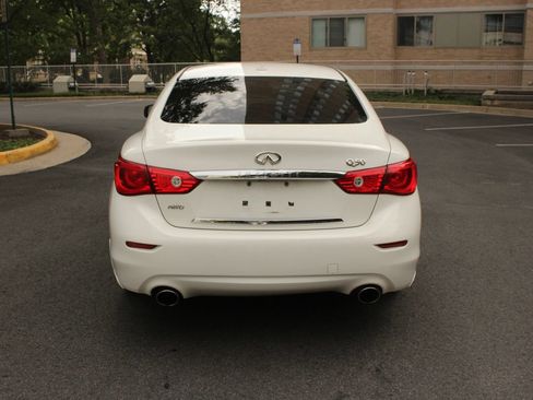 Used 2017 INFINITI Q50 3.0t Premium w/ 3.0T Premium Plus Package AWD/4WD image 5