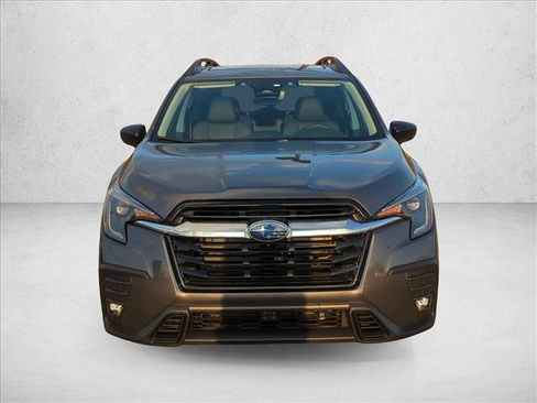 Used 2025 Subaru Ascent Limited image 2