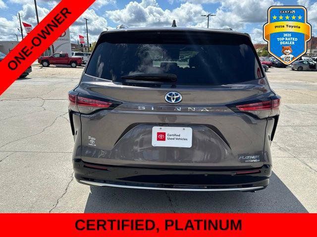 Certified 2023 Toyota Sienna Platinum FWD image 6