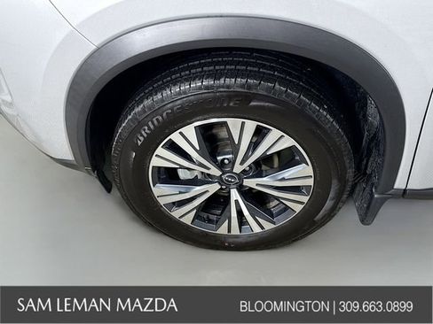 Used 2023 Nissan Rogue SV w/ SV Premium B Package image 29