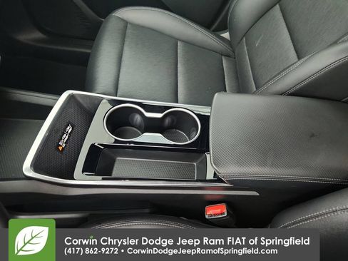 Used 2025 Chevrolet Equinox LT w/ Convenience Package II FWD image 28