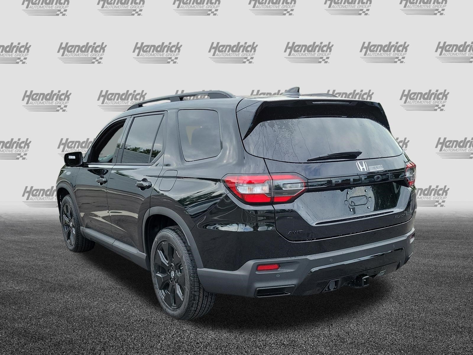 New 2026 Honda Pilot Black Edition image 5