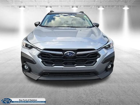 Used 2025 Subaru Crosstrek 2.0i Premium AWD/4WD image 2