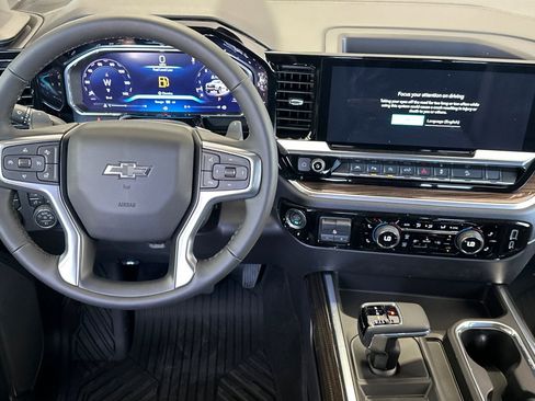 New 2026 Chevrolet Silverado 1500 LT Trail Boss w/ LT Trail Boss Premium Package AWD/4WD image 16