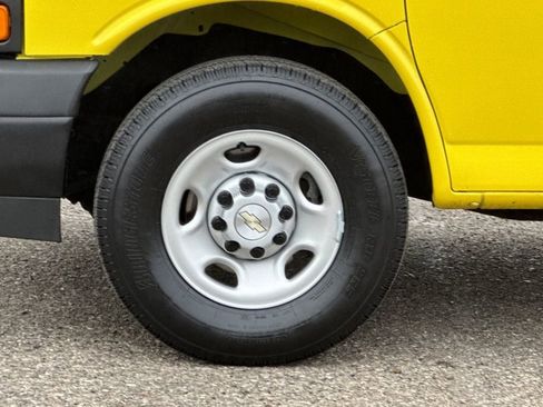 Certified 2023 Chevrolet Express 3500 Extended w/ Driver Convenience Package image 32