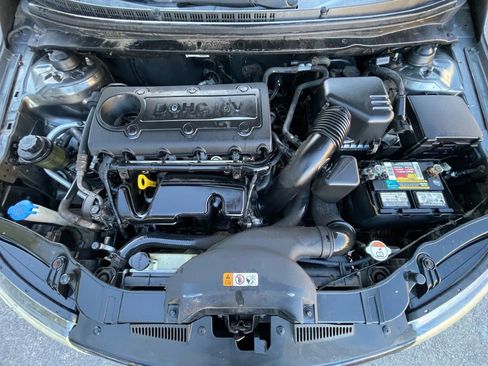 Used 2013 Kia Forte Koup EX w/ Tech Pkg image 32