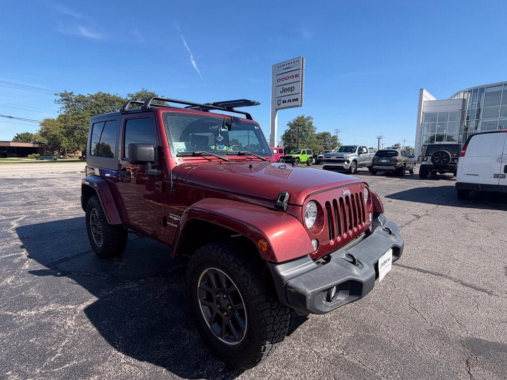 Used 2010 Jeep Wrangler Sahara w/ Dual Top Group AWD/4WD image 6