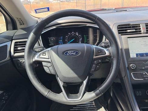 Used 2020 Ford Fusion SE w/ Equipment Group 151A image 15