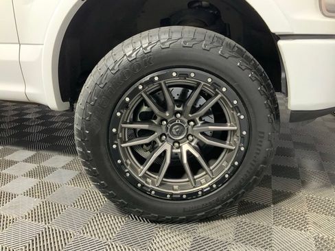 Used 2018 Ford F150 XLT w/ Equipment Group 302A Luxury AWD/4WD image 33