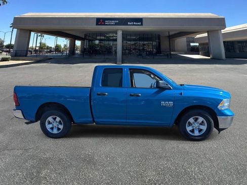 Used 2024 RAM 1500 Classic SLT image 7