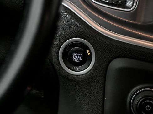 Used 2022 Dodge Charger GT image 25