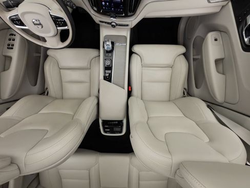 Used 2023 Volvo XC60 B5 Ultimate w/ Protection Package AWD/4WD image 19