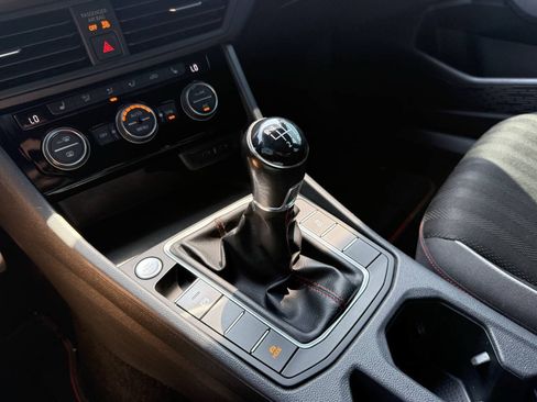 Used 2021 Volkswagen Jetta GLI FWD image 20
