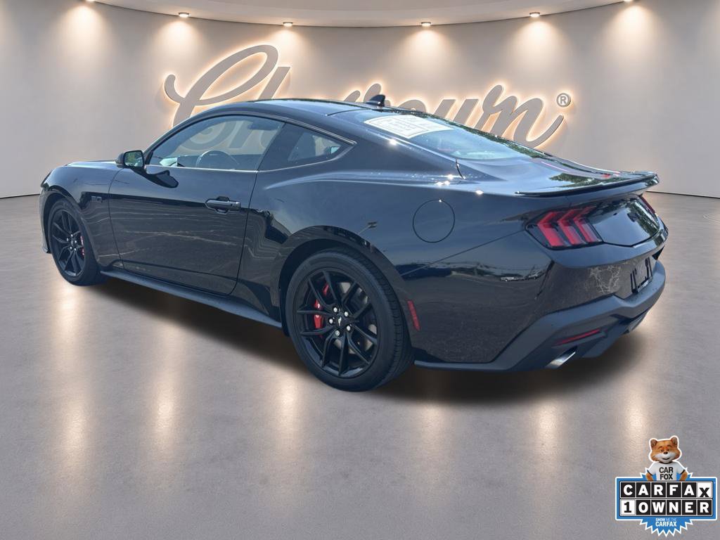 Used 2025 Ford Mustang GT Premium RWD image 3