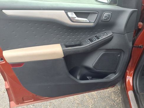 Used 2020 Ford Escape SEL image 24