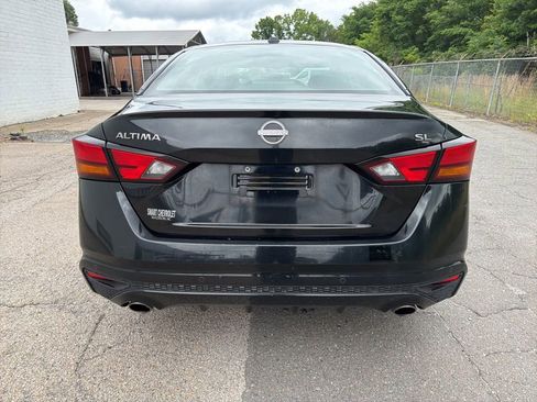 Used 2023 Nissan Altima 2.5 SL FWD image 3