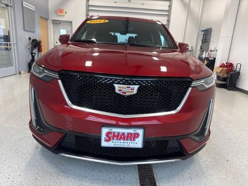 Used 2024 Cadillac XT6 Sport image 5