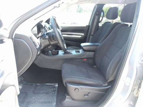 Used 2019 Dodge Durango SXT image 12