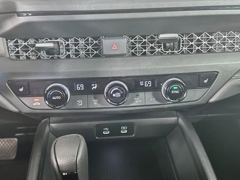 Used 2025 Honda Accord SE image 23