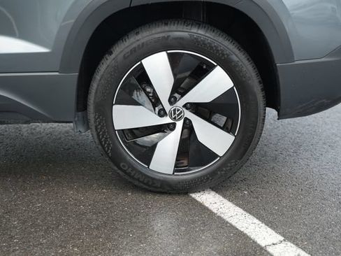 Used 2025 Volkswagen Taos S AWD/4WD image 43