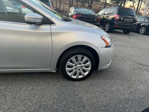 Used 2015 Nissan Sentra SV w/ Navigation Package image 34