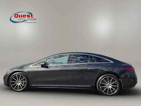 Used 2023 Mercedes-Benz EQS 580 4MATIC Sedan w/ Exclusive Trim Package image 12