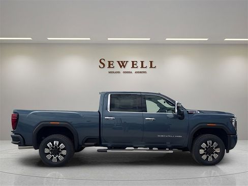 New 2025 GMC Sierra 2500 Denali w/ Denali Reserve Package image 5
