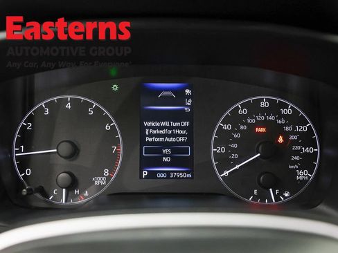 Used 2025 Toyota Corolla Cross LE FWD image 17