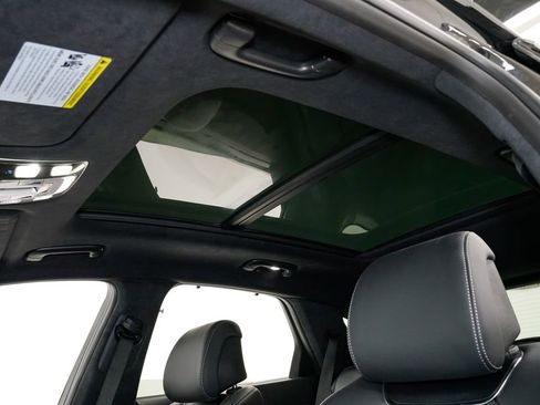 Used 2025 Genesis GV70 3.5T Sport w/ Sport Prestige Package image 9