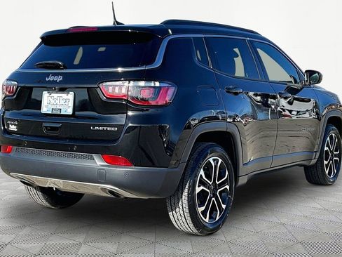 Used 2023 Jeep Compass Limited image 2