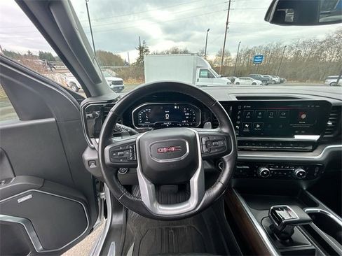 Used 2022 GMC Sierra 1500 SLT w/ SLT Premium Plus Package image 10