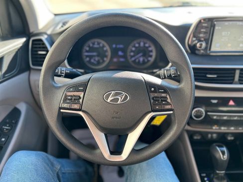 Used 2019 Hyundai Tucson SE image 11