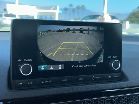 Certified 2022 Honda Civic EX image 24