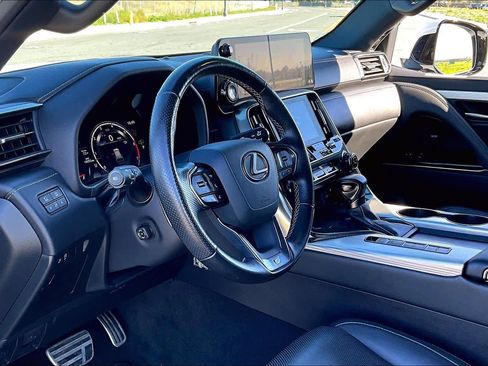 Used 2023 Lexus LX 600 F Sport image 17