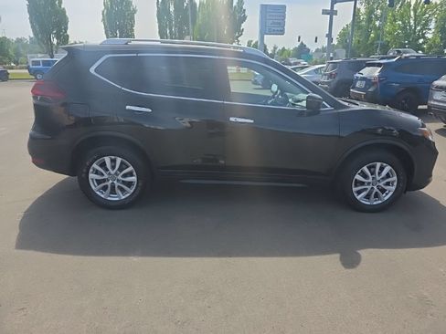 Used 2019 Nissan Rogue SV AWD/4WD image 6