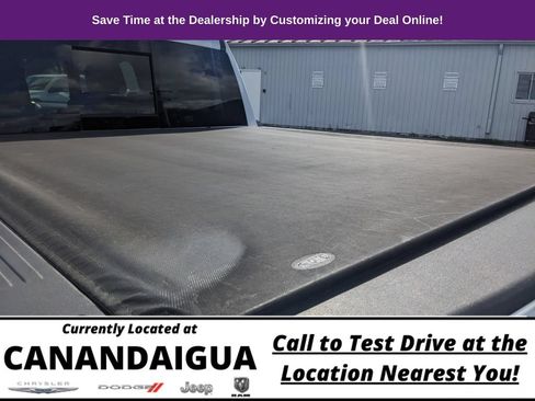 Used 2022 RAM 1500 Laramie AWD/4WD image 28