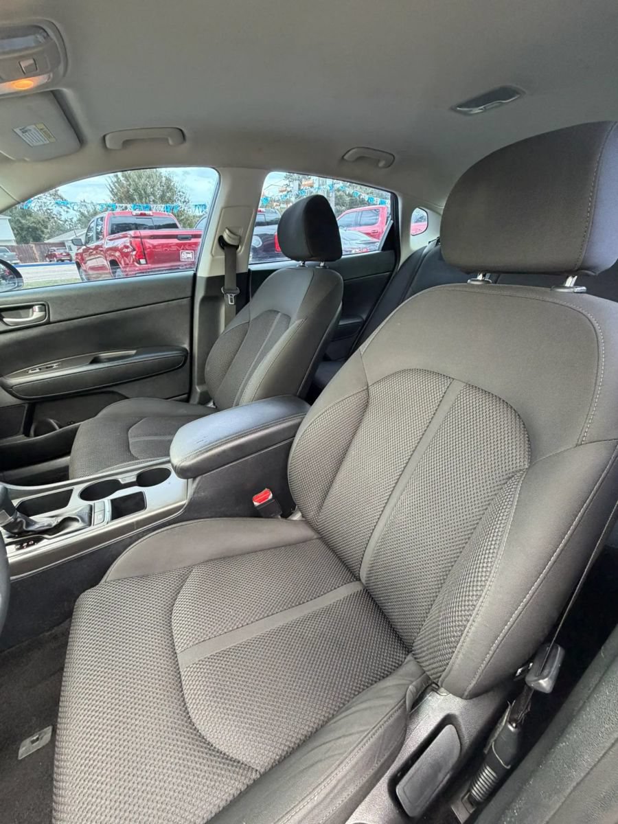 Used 2020 Kia Optima LX FWD image 13