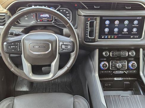 Used 2021 GMC Yukon XL Denali w/ Denali Ultimate Package RWD image 10