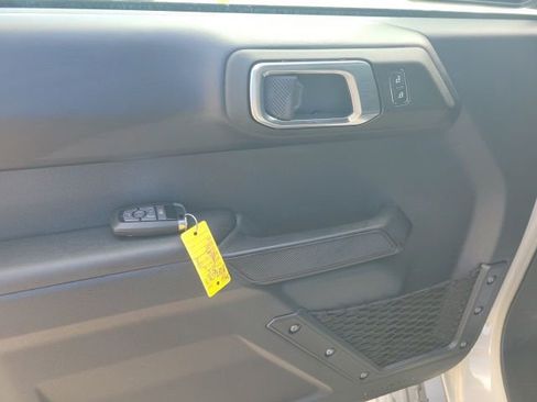 New 2025 Ford Bronco Outer Banks image 17