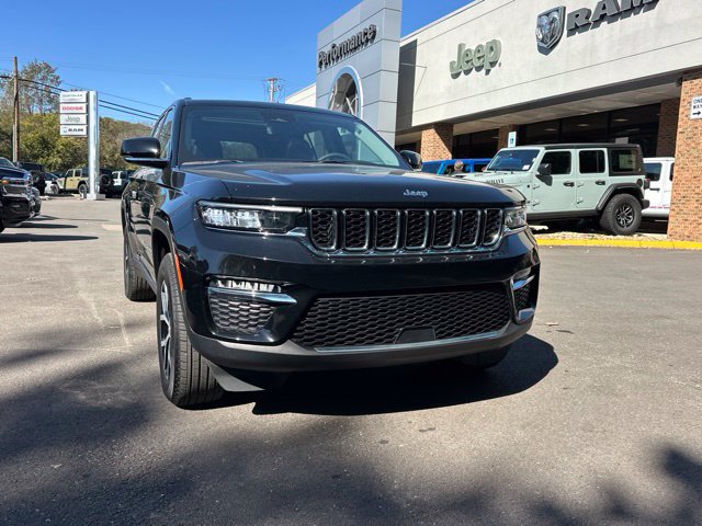 Used 2024 Jeep Grand Cherokee Limited AWD/4WD image 19
