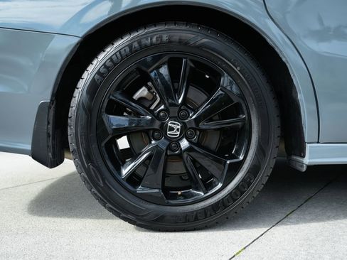 Used 2023 Honda Odyssey Sport image 25