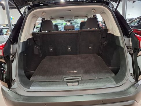 Used 2021 Nissan Rogue S AWD/4WD image 17