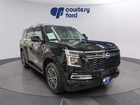 Used 2025 Nissan Armada Platinum AWD/4WD image 1