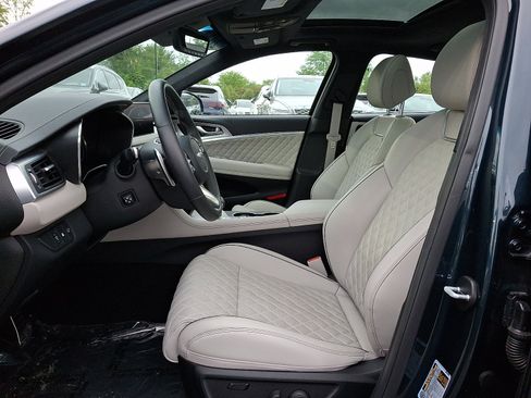 Used 2023 Genesis G70 3.3T w/ Sport Prestige Package AWD/4WD image 13