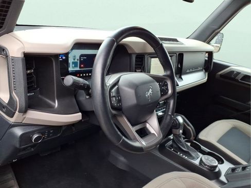 Used 2021 Ford Bronco Big Bend w/ Sasquatch Package image 14