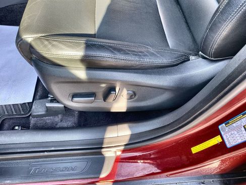 Used 2018 Hyundai Tucson SEL Plus AWD/4WD image 16