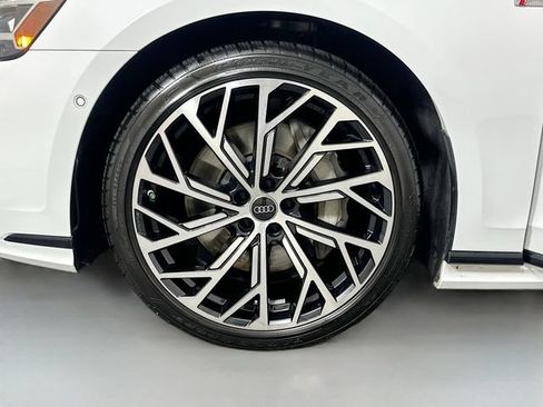 Used 2024 Audi A8 L 3.0T AWD/4WD image 33