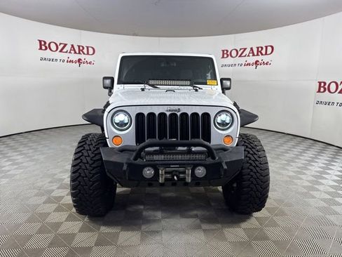 Used 2015 Jeep Wrangler Unlimited Rubicon w/ Connectivity Group image 2