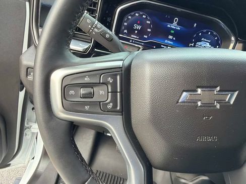 Used 2024 Chevrolet Silverado 1500 RST w/ Z71 Off-Road Package AWD/4WD image 24