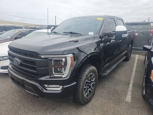 Used 2021 Ford F150 Lariat w/ Equipment Group 502A High AWD/4WD image 3
